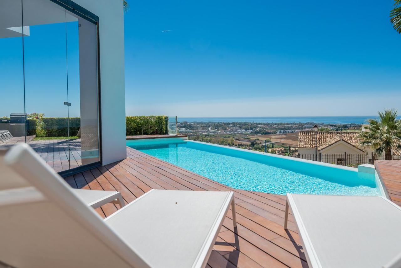 Villa Paraiso: Luxury Sea View Resort with Infinity Pool and Golf Estepona Exterior photo