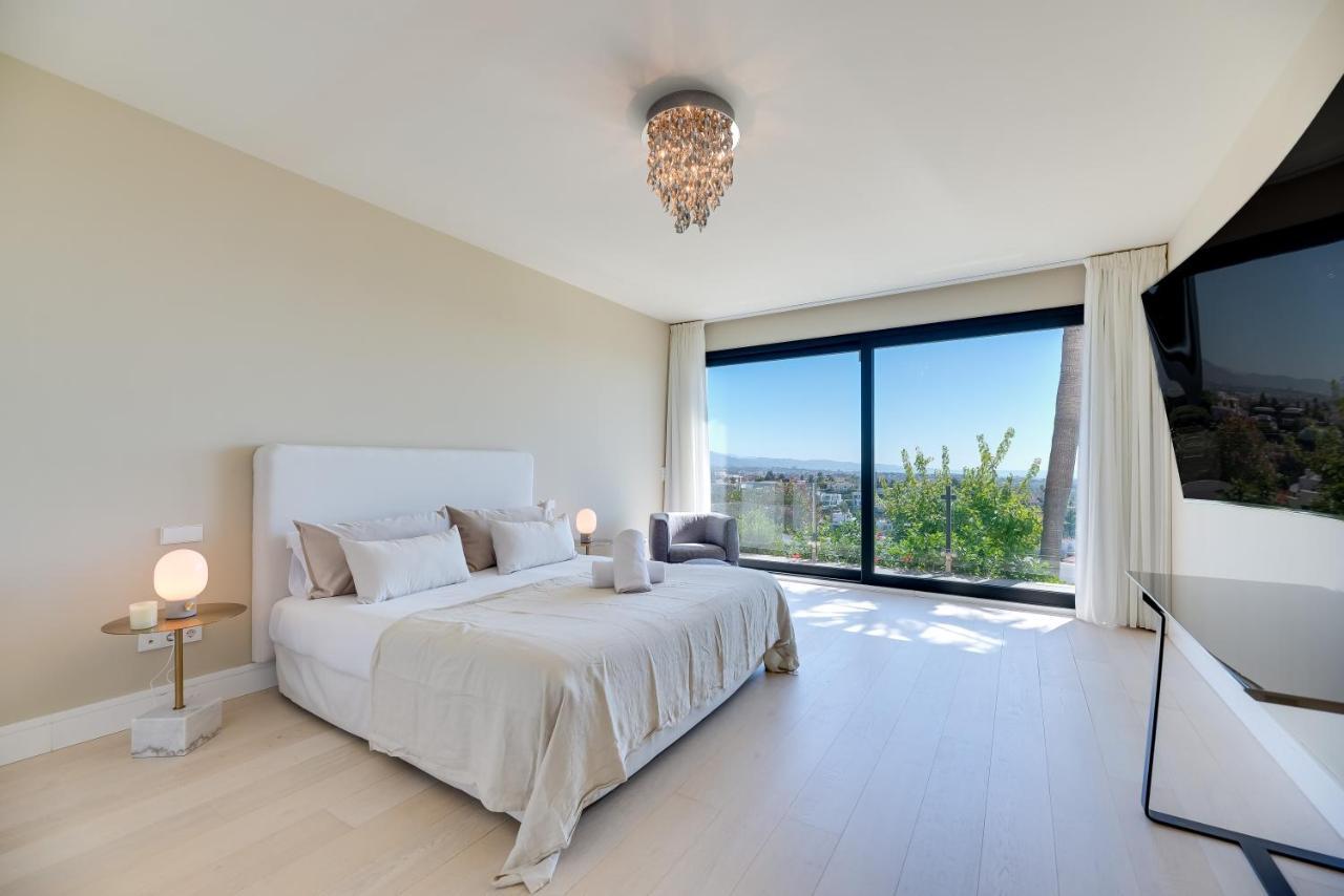 Villa Paraiso: Luxury Sea View Resort with Infinity Pool and Golf Estepona Exterior photo